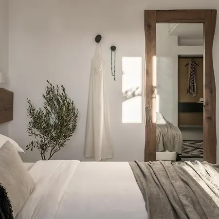 Отель A Mykonos 4*