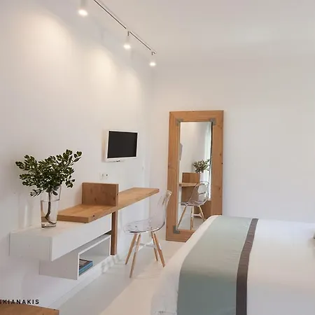 فندق ميكونوس 4*